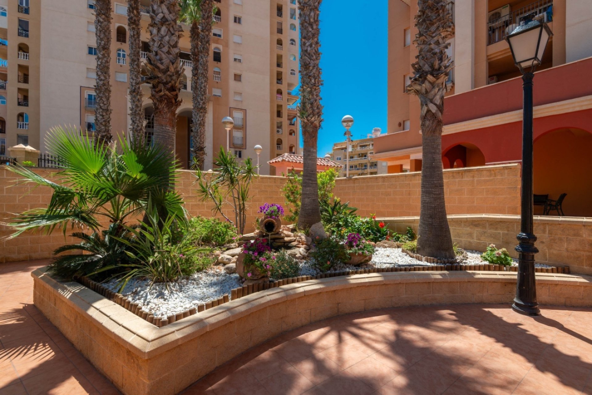 Resale - Apartment - Torrevieja - Playa de los locos