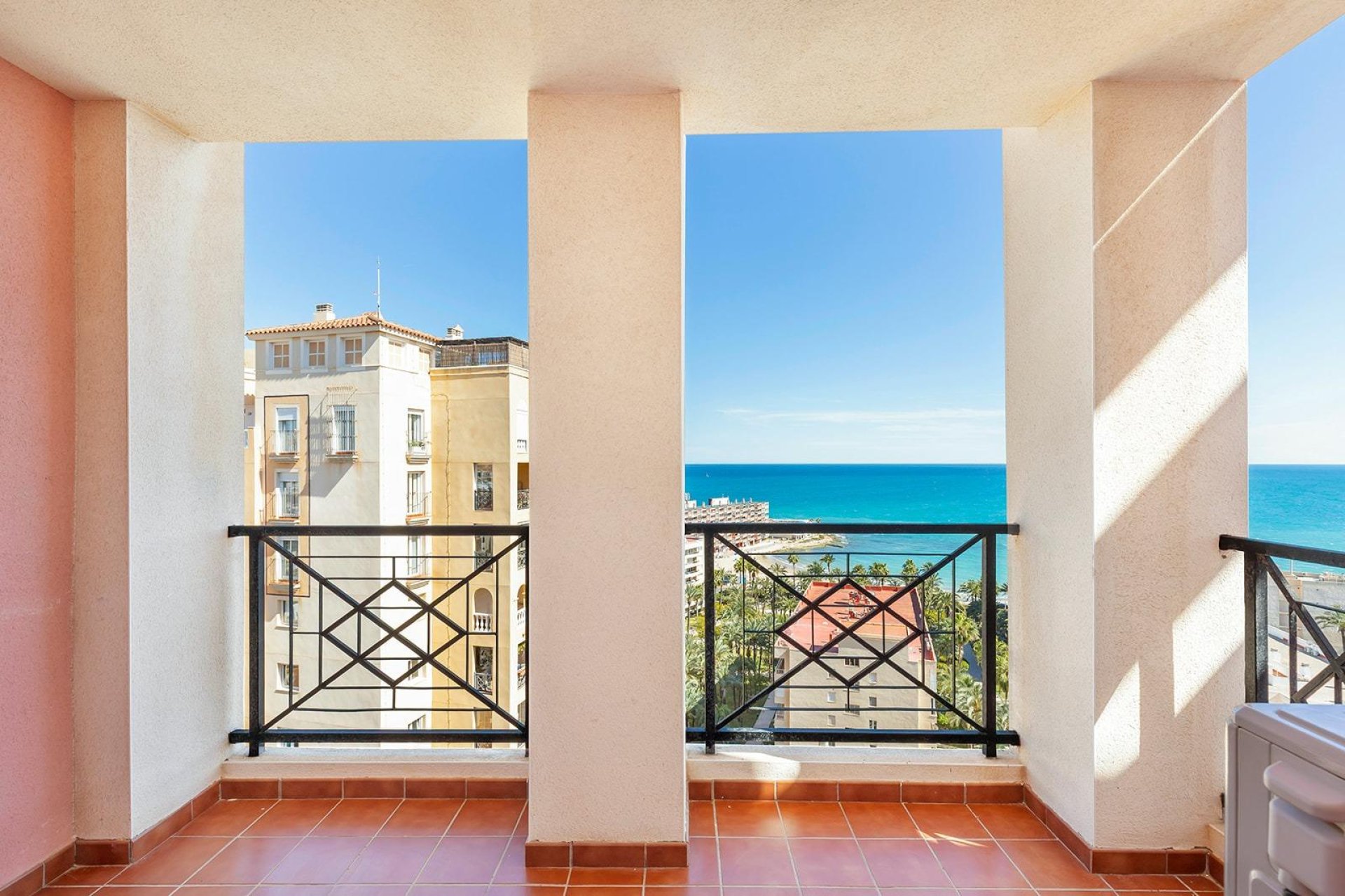 Resale - Apartment - Torrevieja - Playa de los locos