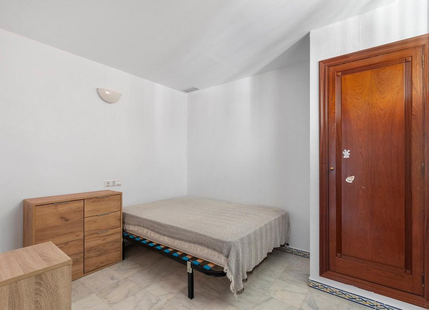 Resale - Apartment - Torrevieja - Playa de los locos