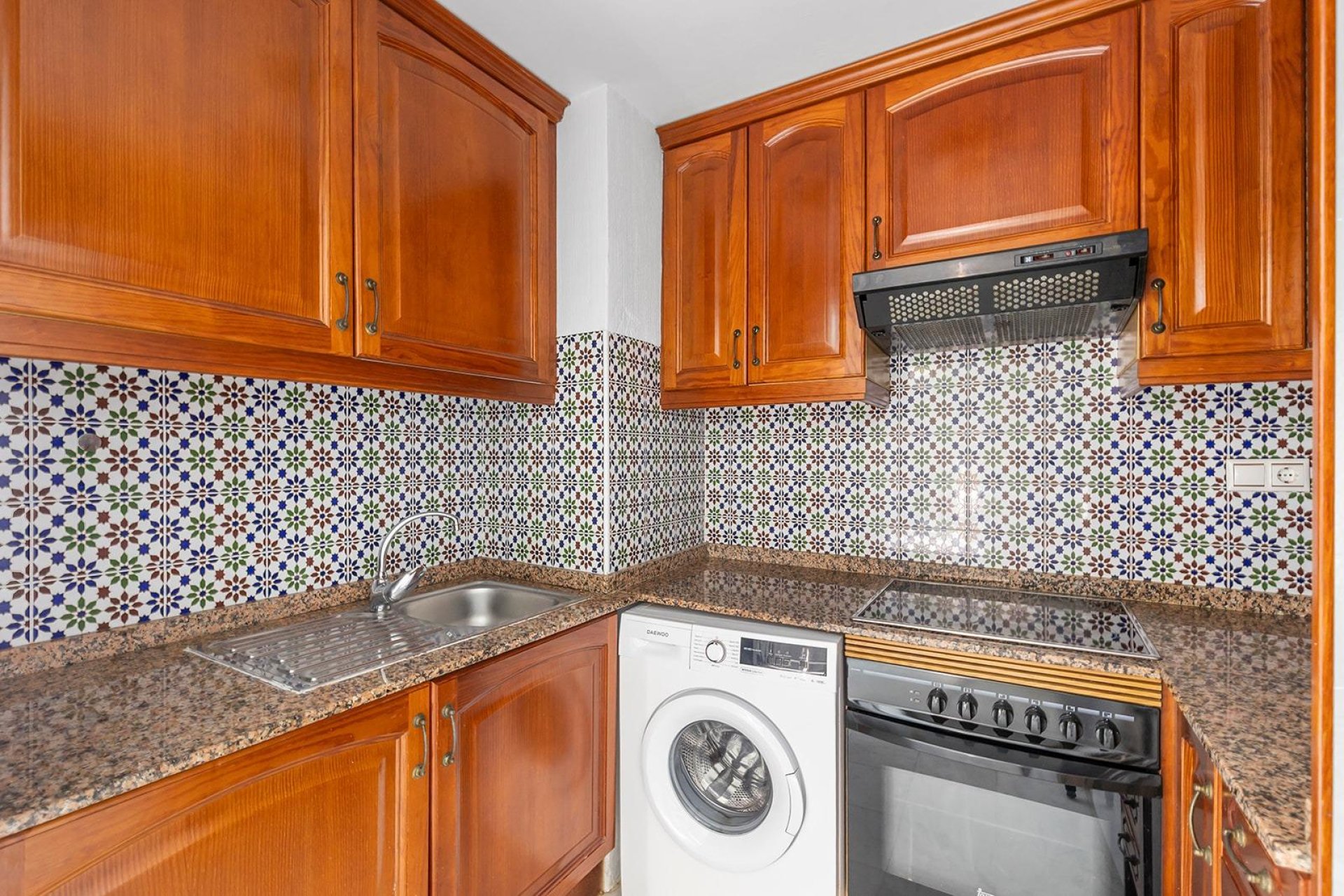 Resale - Apartment - Torrevieja - Playa de los locos