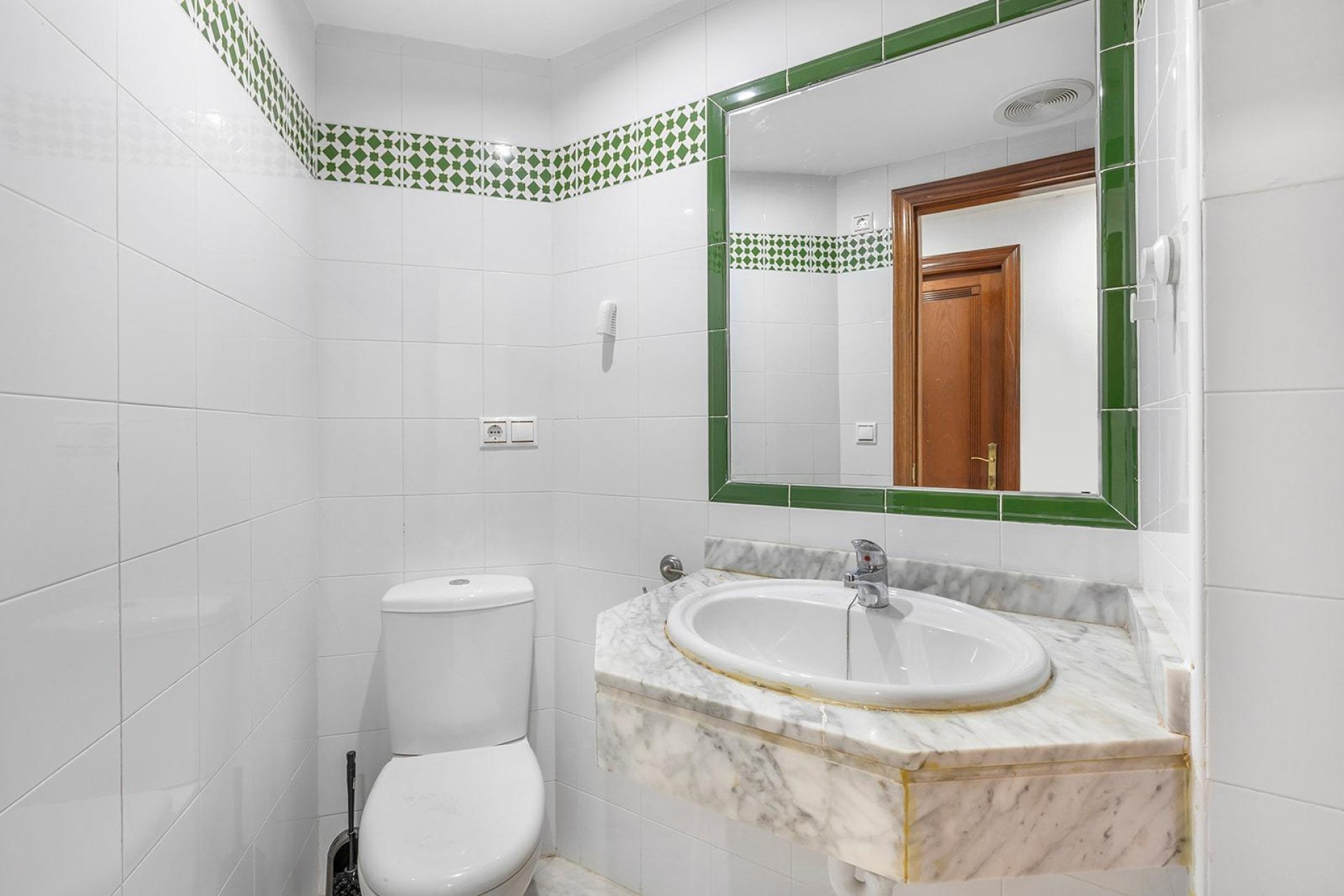 Resale - Apartment - Torrevieja - Playa de los locos