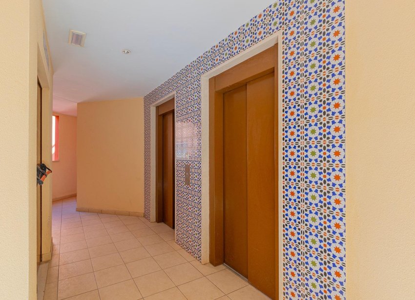 Resale - Apartment - Torrevieja - Playa de los locos