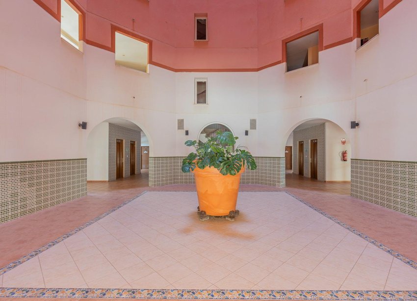 Resale - Apartment - Torrevieja - Playa de los locos