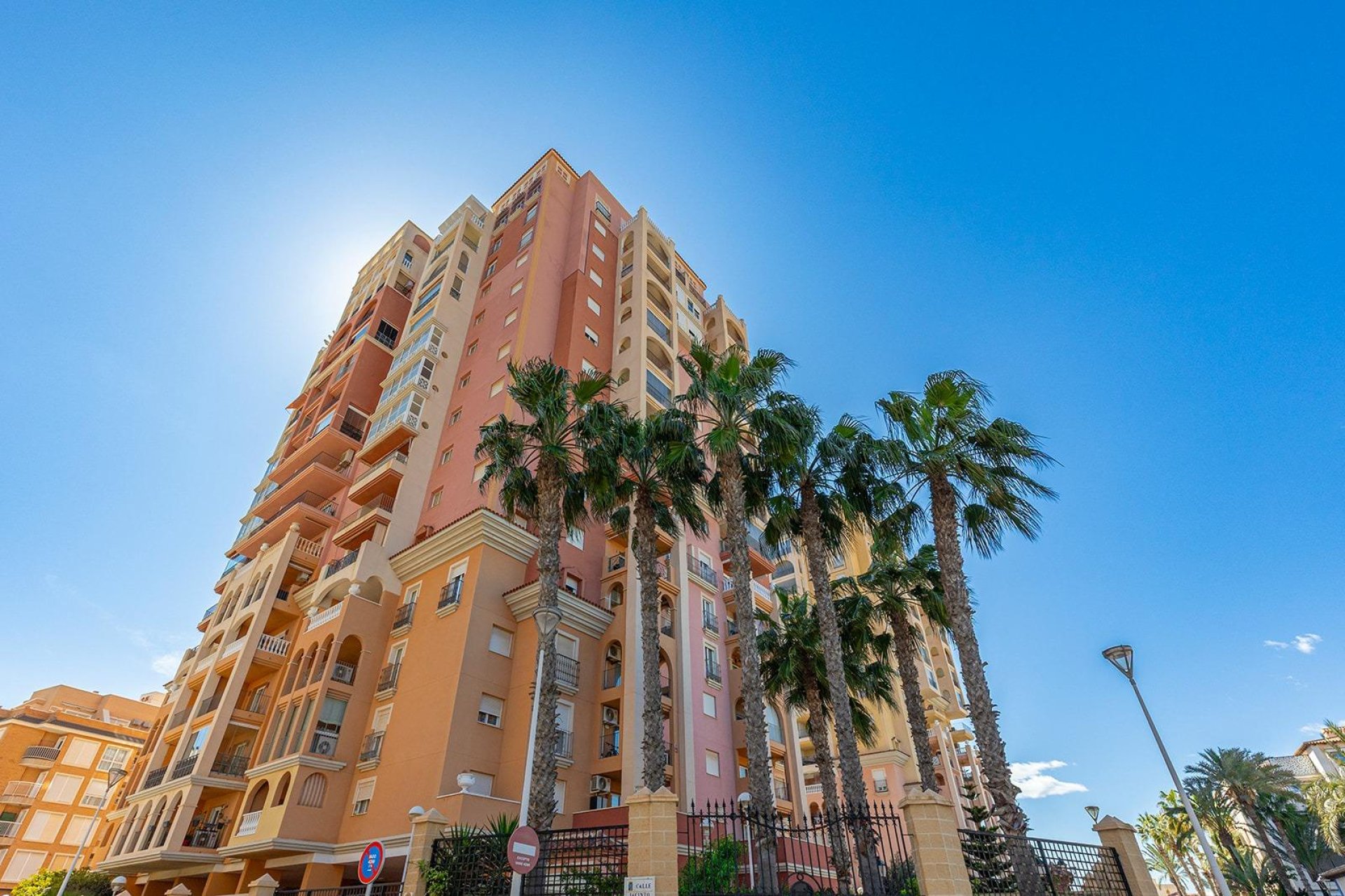 Resale - Apartment - Torrevieja - Playa de los locos