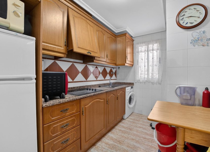 Resale - Apartment - Torrevieja - Playa de los locos