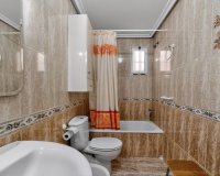 Resale - Apartment - Torrevieja - Playa de los locos