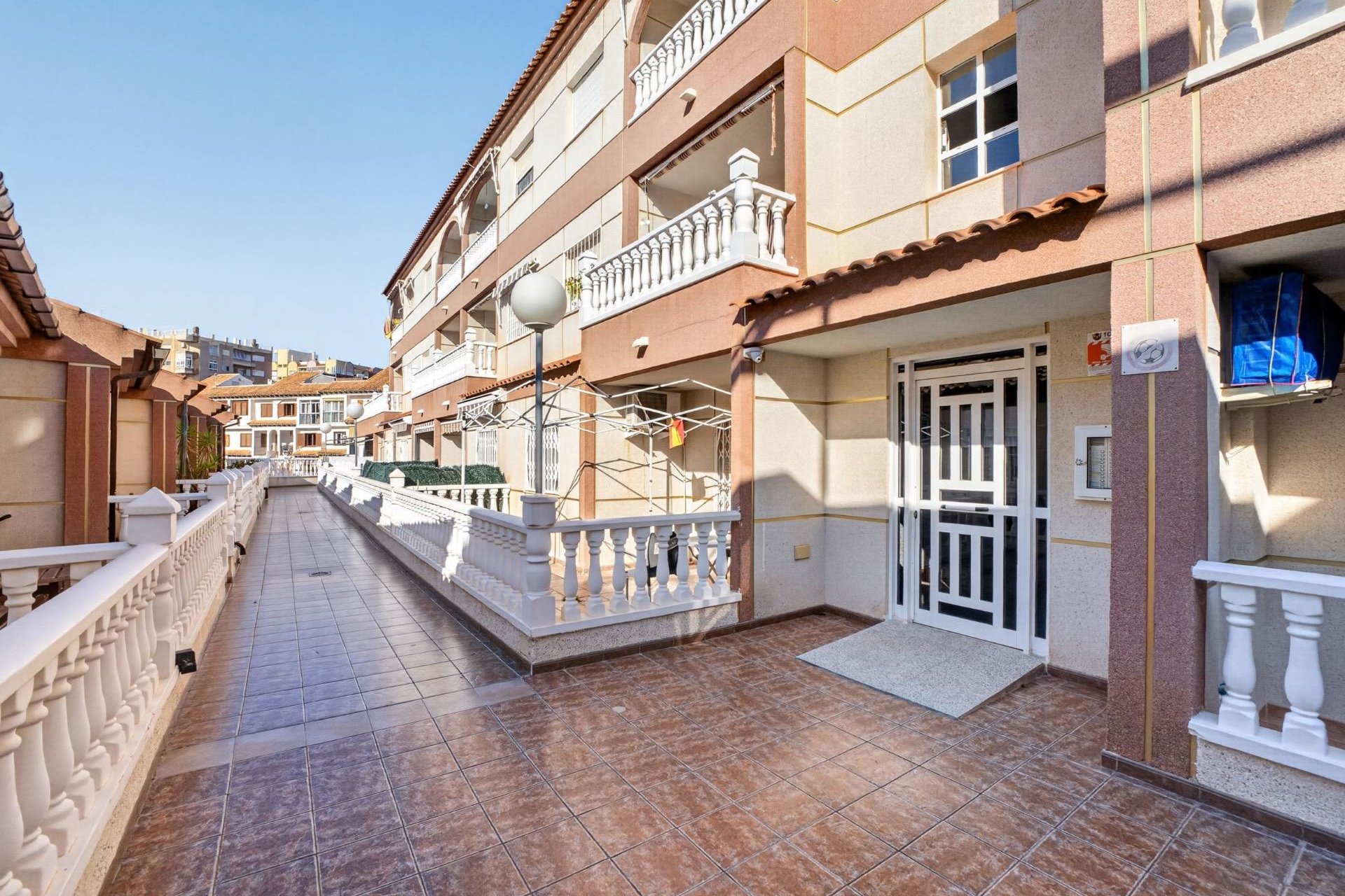Resale - Apartment - Torrevieja - Playa de los locos