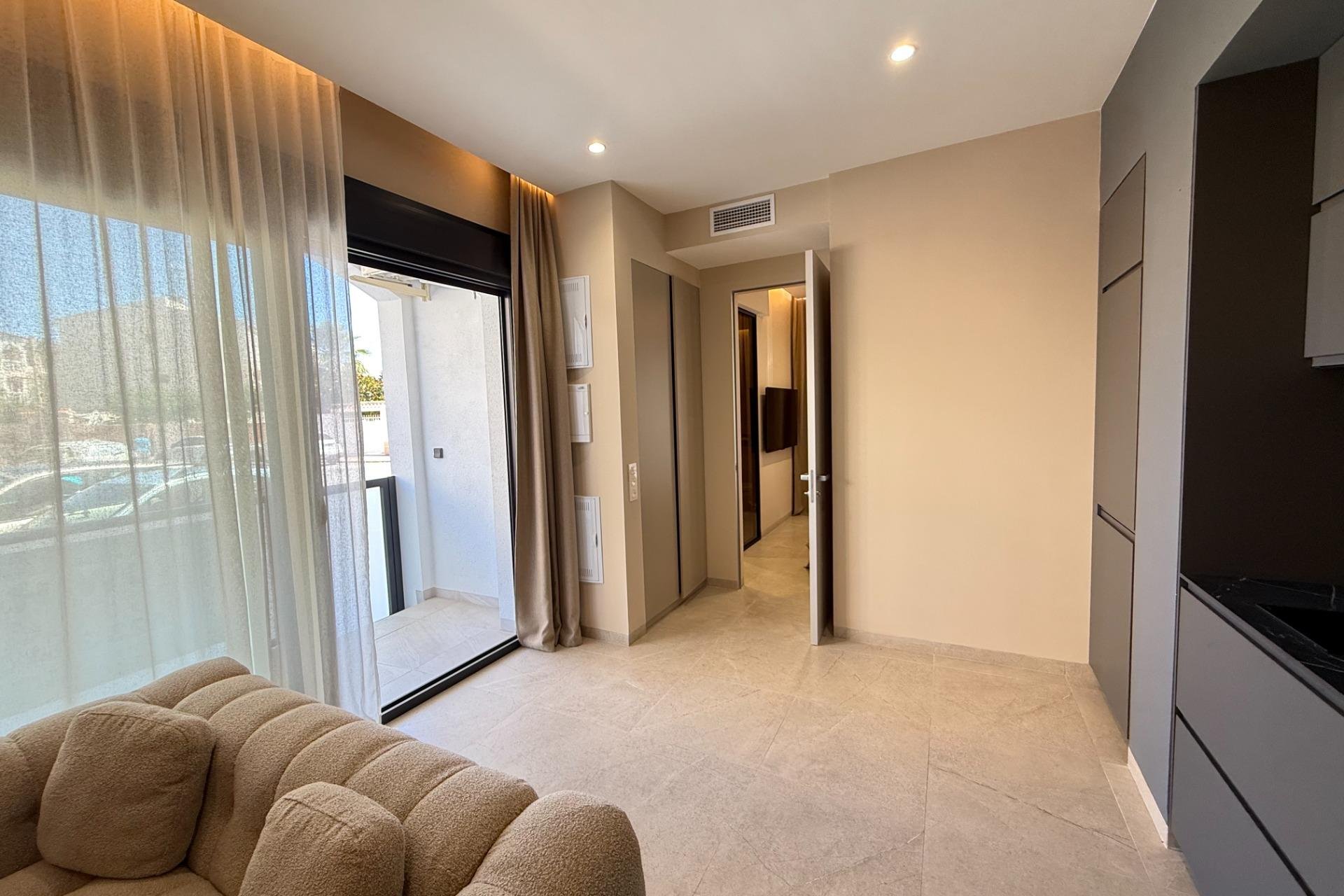 Resale - Apartment - Torrevieja - Playa de los locos
