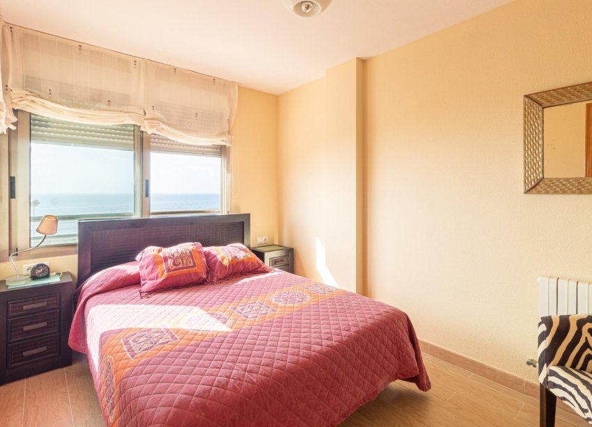 Resale - Apartment - Torrevieja - Playa de los Locos