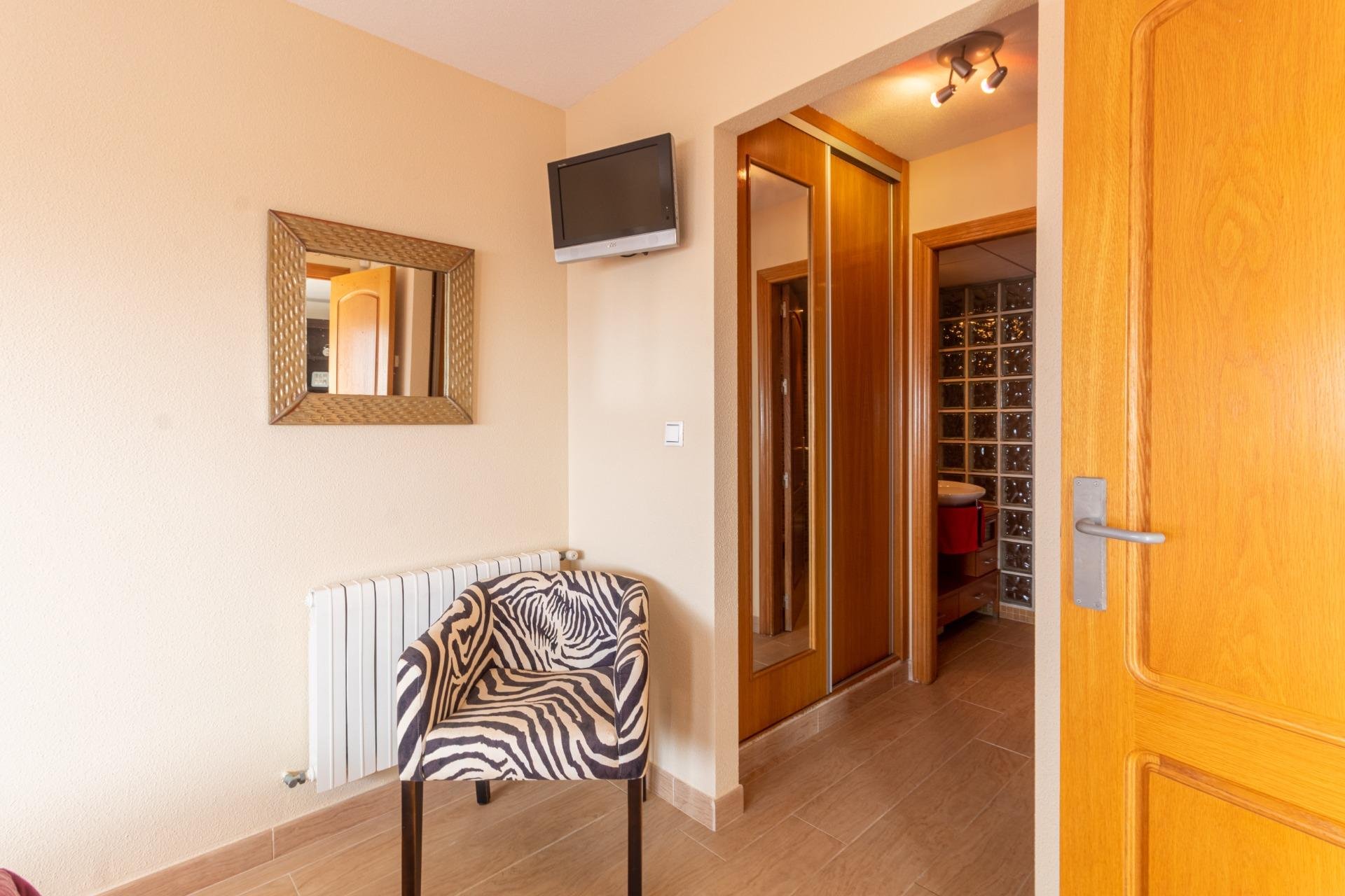 Resale - Apartment - Torrevieja - Playa de los Locos