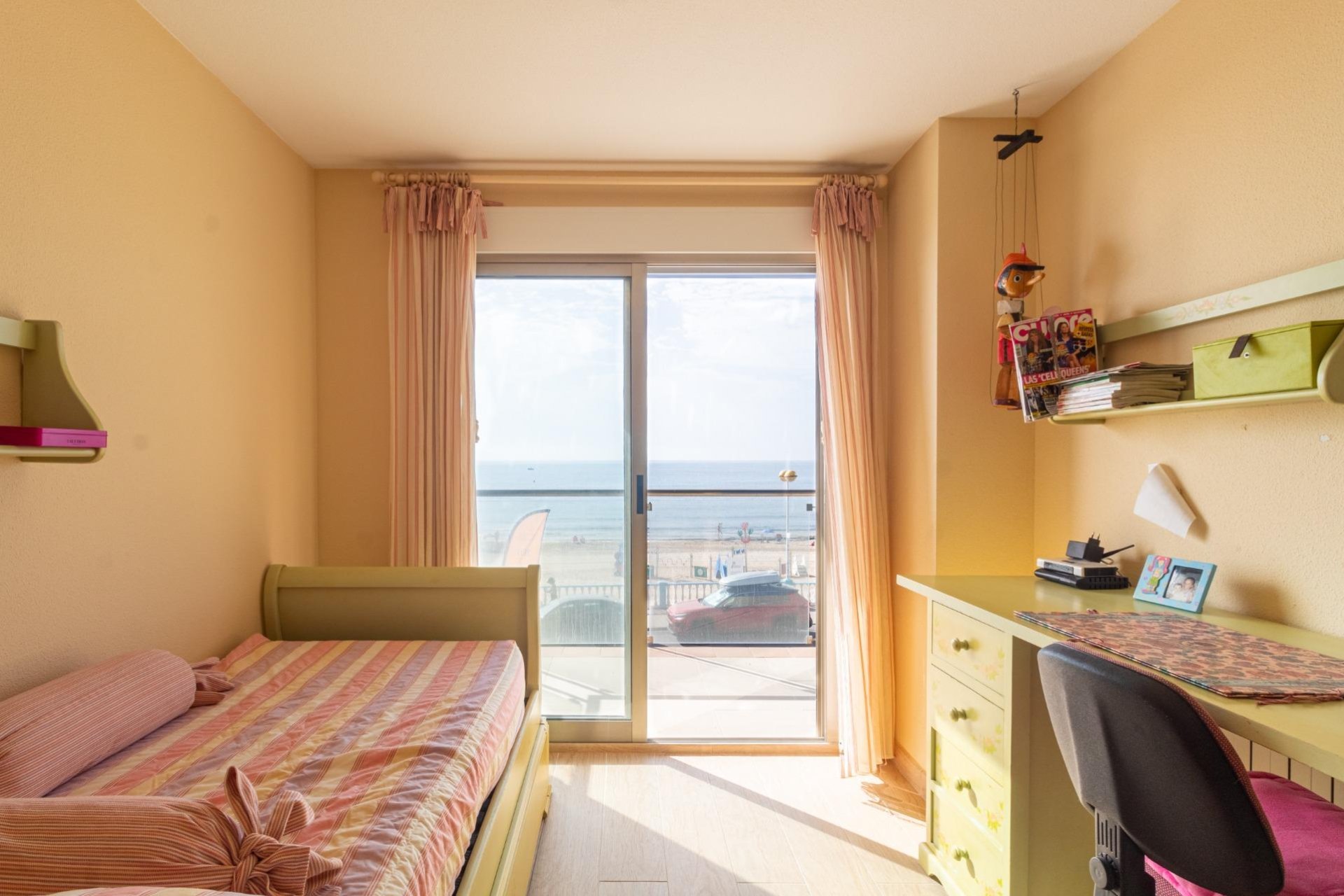 Resale - Apartment - Torrevieja - Playa de los Locos
