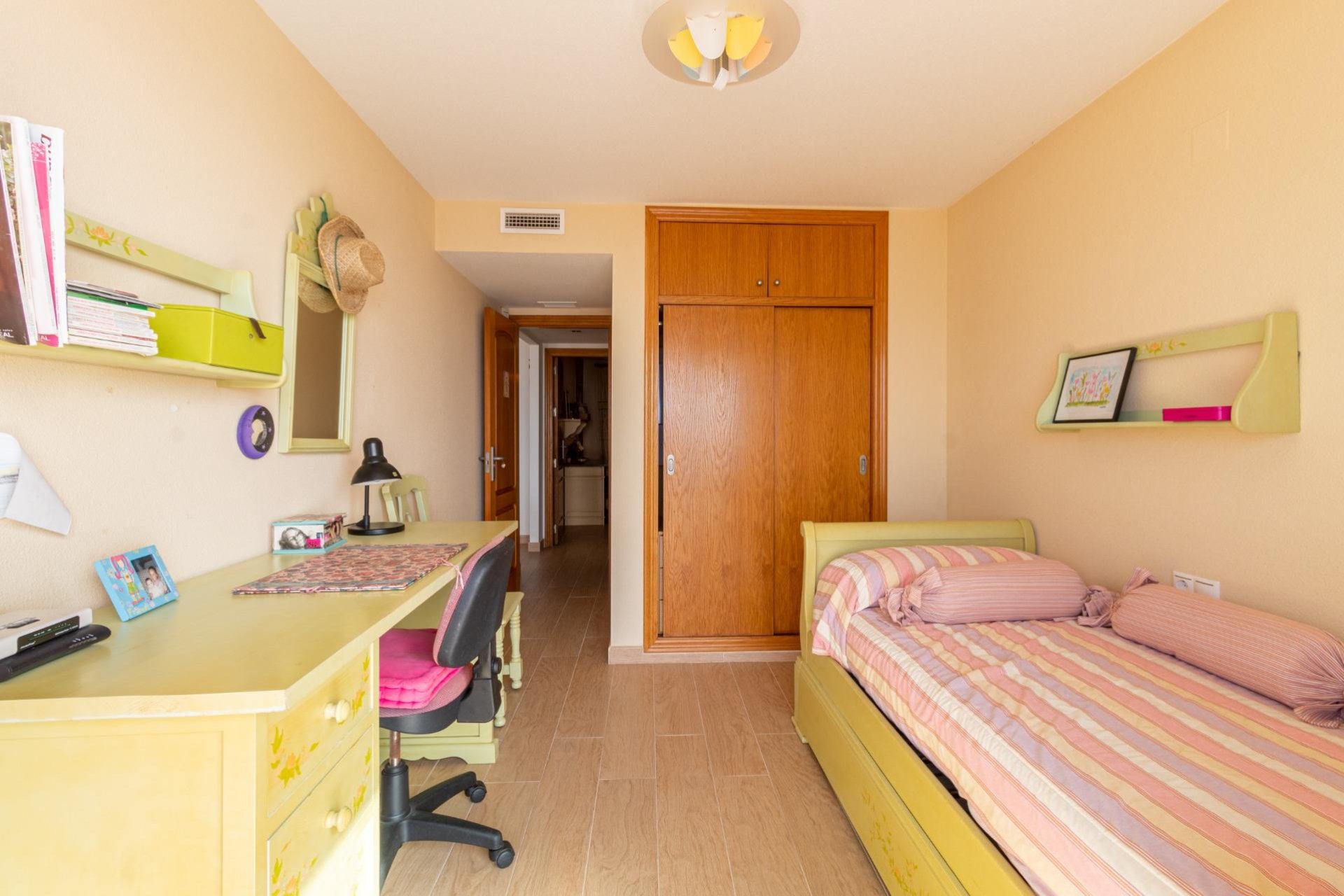Resale - Apartment - Torrevieja - Playa de los Locos