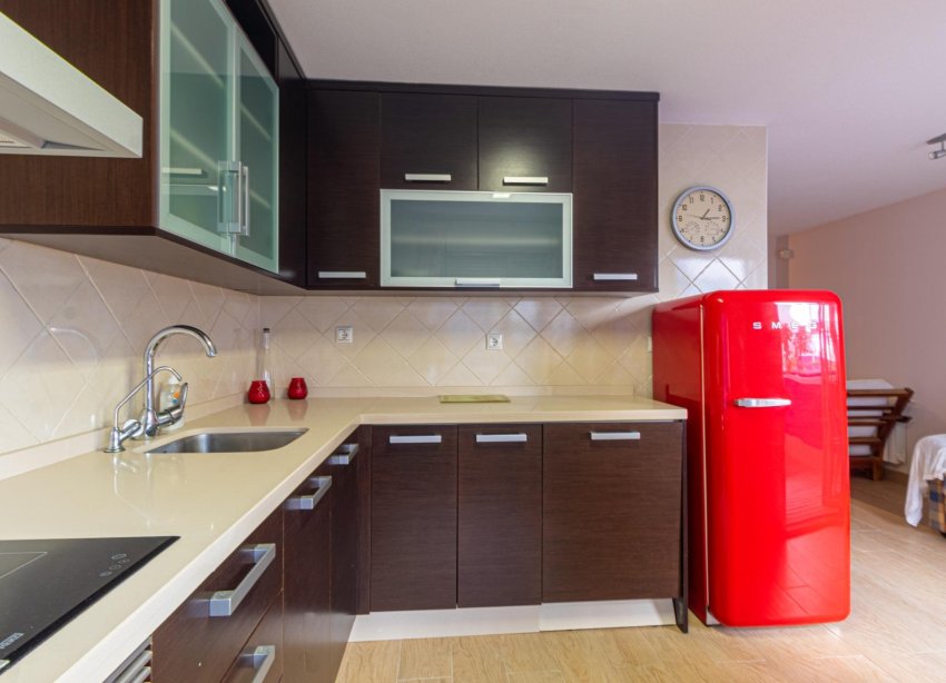 Resale - Apartment - Torrevieja - Playa de los Locos