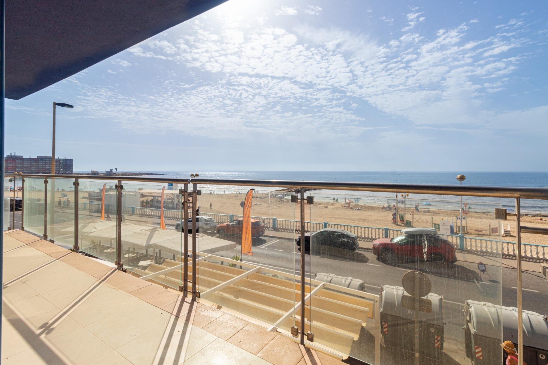 Resale - Apartment - Torrevieja - Playa de los Locos