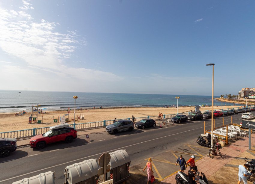 Resale - Apartment - Torrevieja - Playa de los Locos