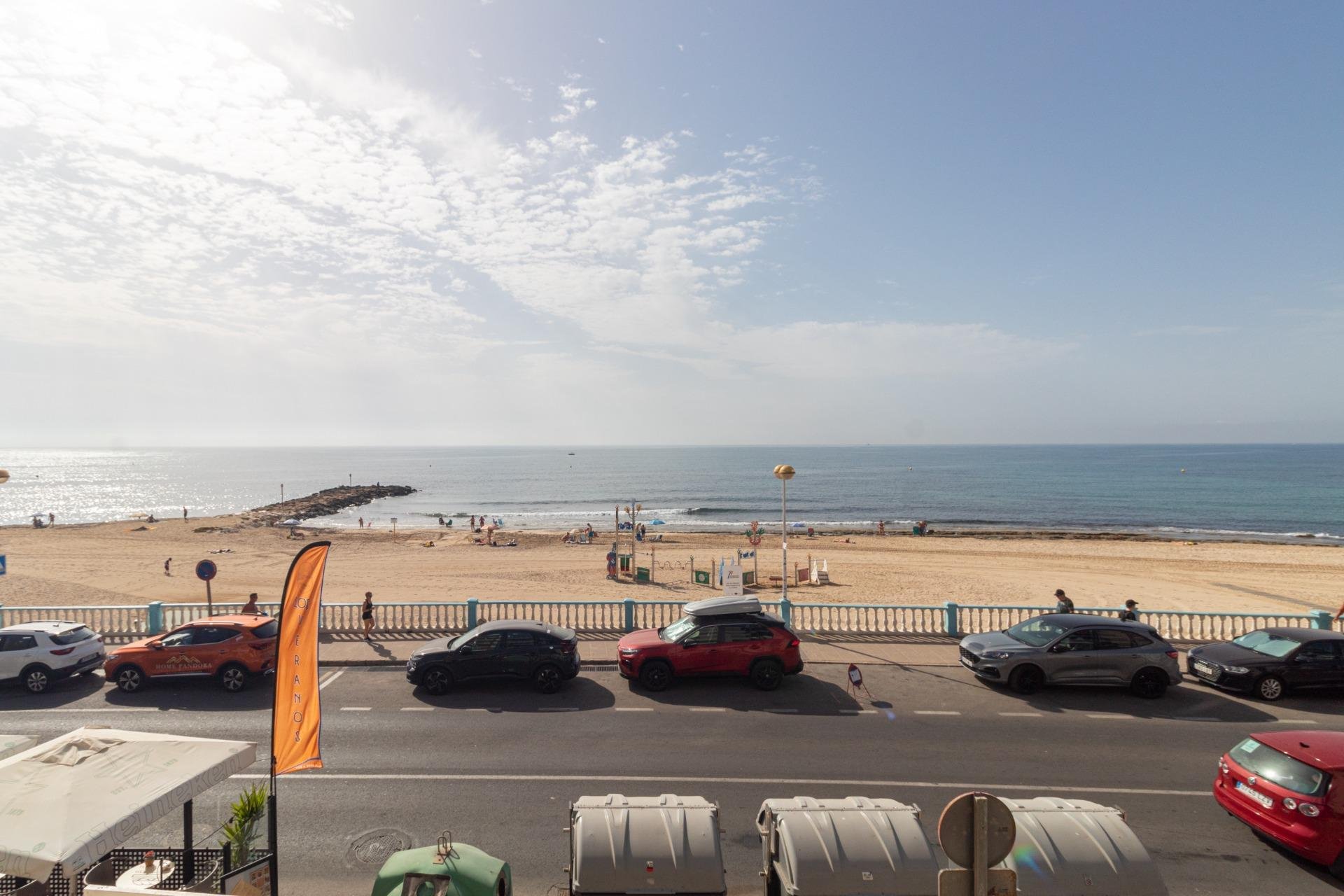 Resale - Apartment - Torrevieja - Playa de los Locos