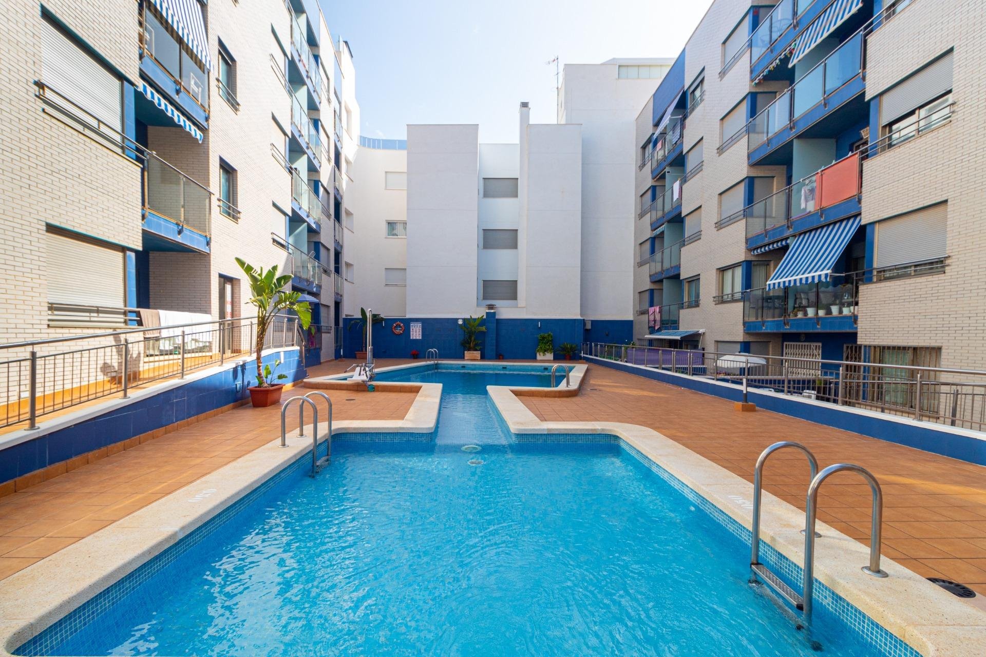 Resale - Apartment - Torrevieja - Playa de los Locos