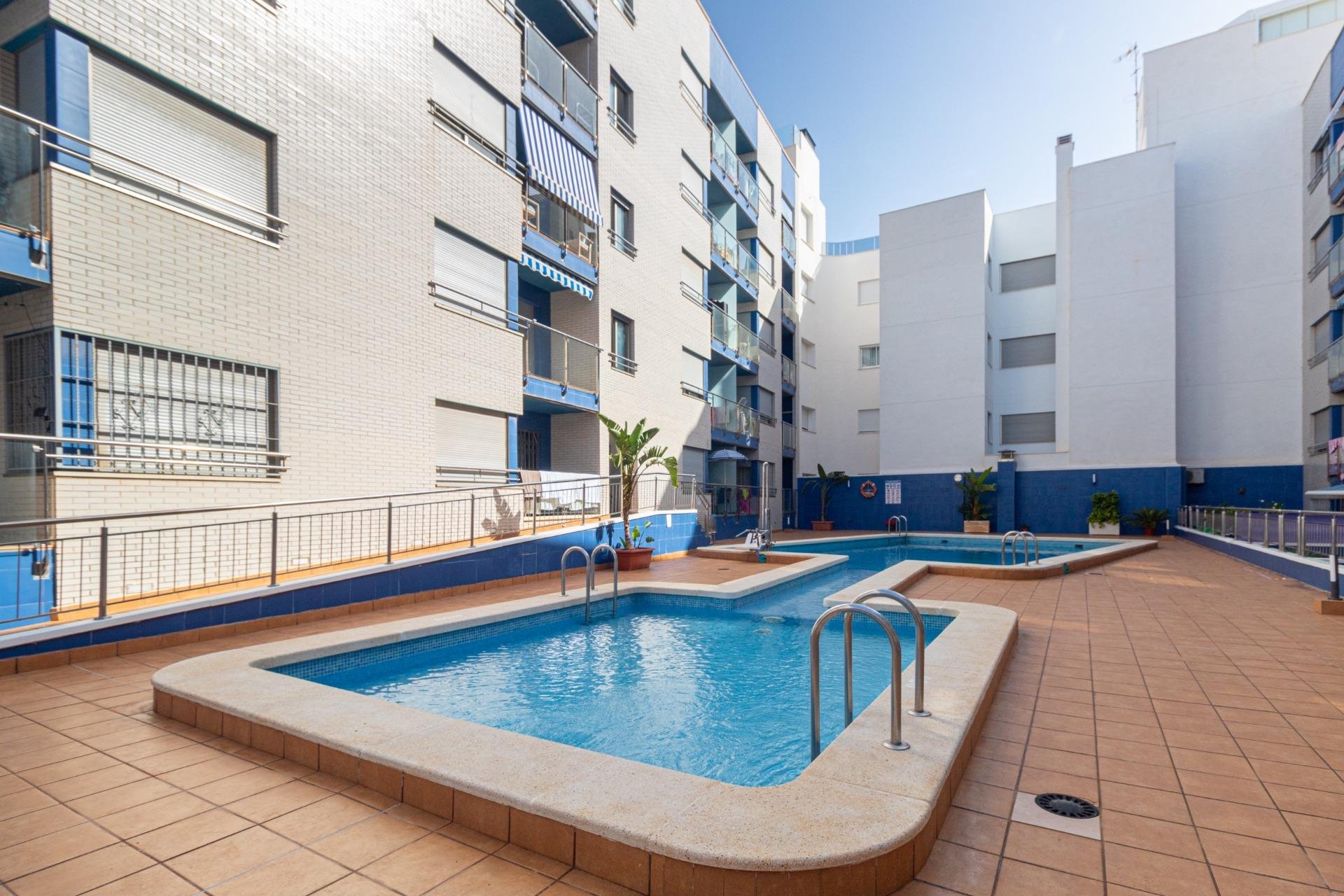 Resale - Apartment - Torrevieja - Playa de los Locos