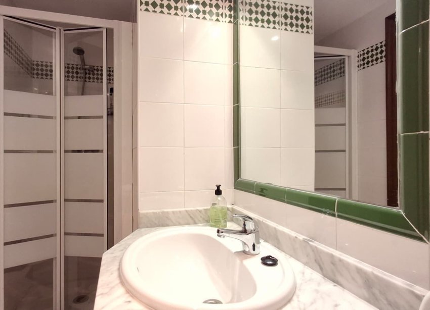 Resale - Apartment - Torrevieja - Playa de los Locos