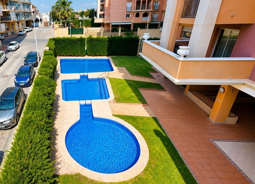 Resale - Apartment - Torrevieja - Playa de los Locos