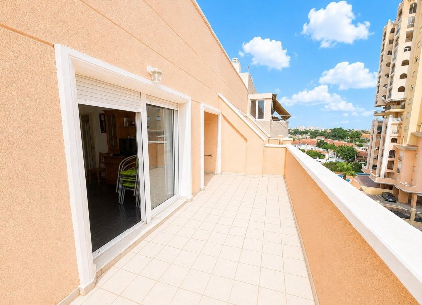 Resale - Apartment - Torrevieja - Playa de los Locos