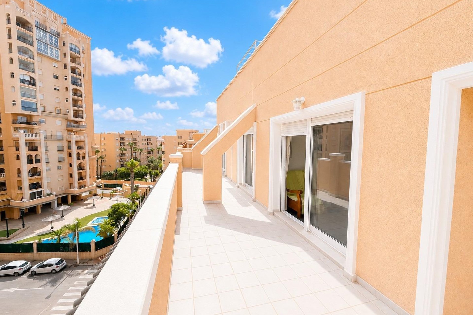 Resale - Apartment - Torrevieja - Playa de los Locos