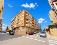 Resale - Apartment - Torrevieja - Playa de los Locos