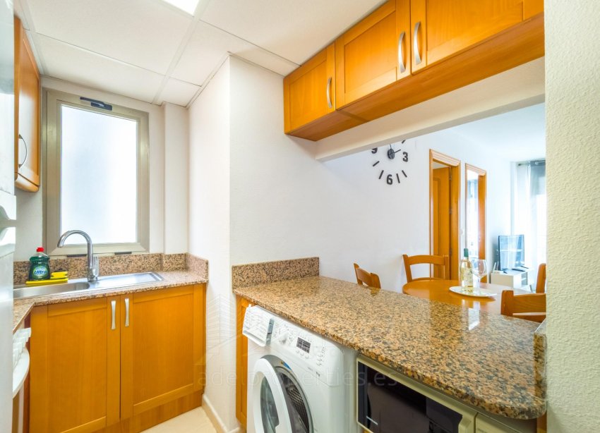Resale - Apartment - Torrevieja - Playa de los Locos