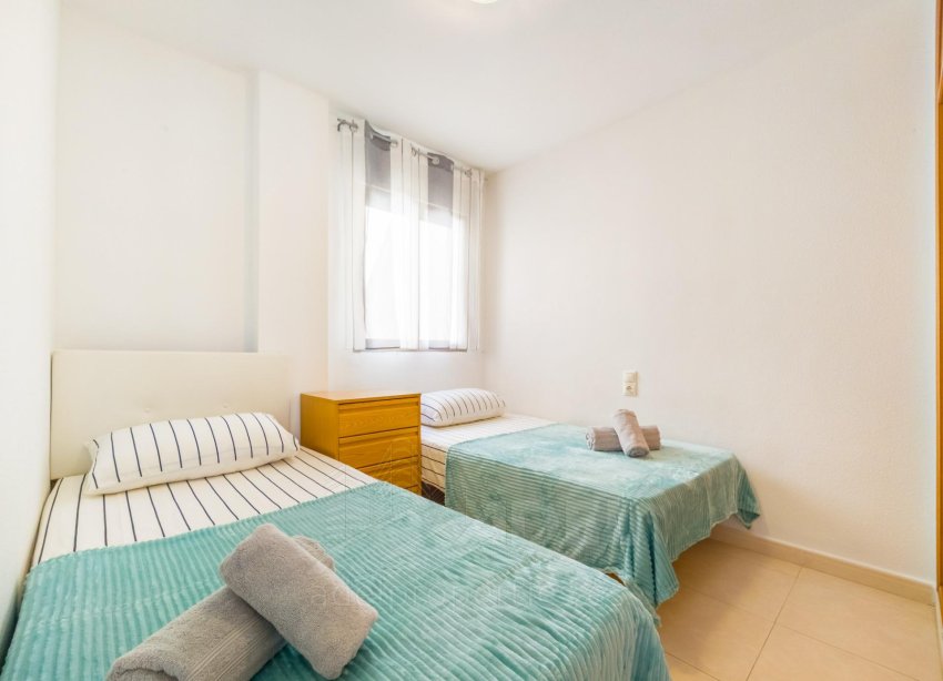Resale - Apartment - Torrevieja - Playa de los Locos