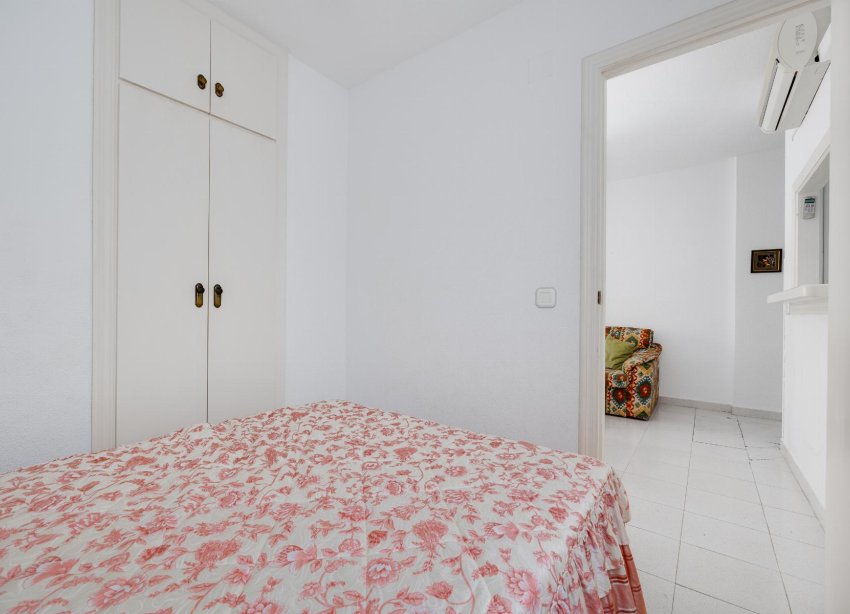 Resale - Apartment - Torrevieja - playa de los naufragos