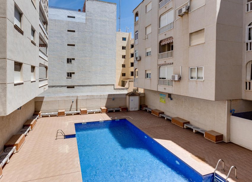 Resale - Apartment - Torrevieja - playa de los naufragos