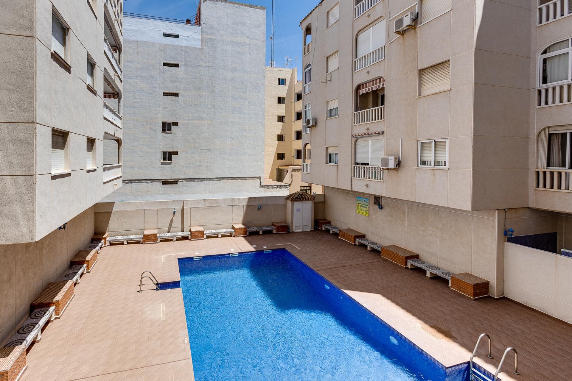 Resale - Apartment - Torrevieja - playa de los naufragos