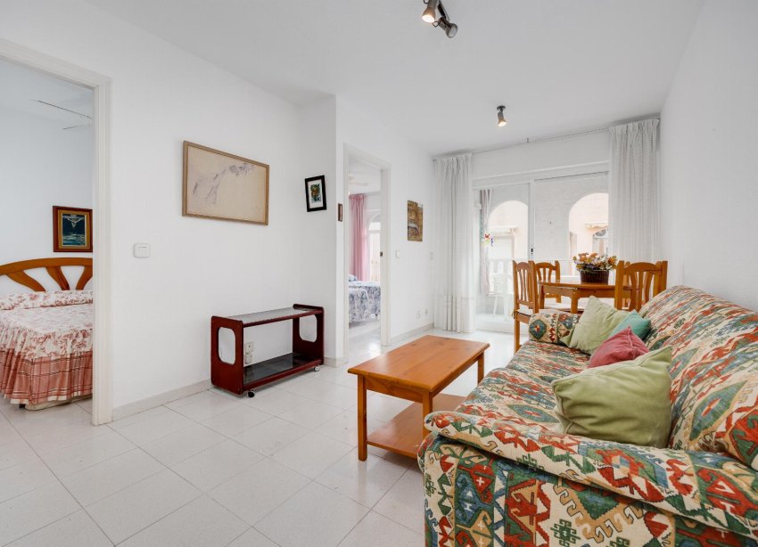 Resale - Apartment - Torrevieja - playa de los naufragos