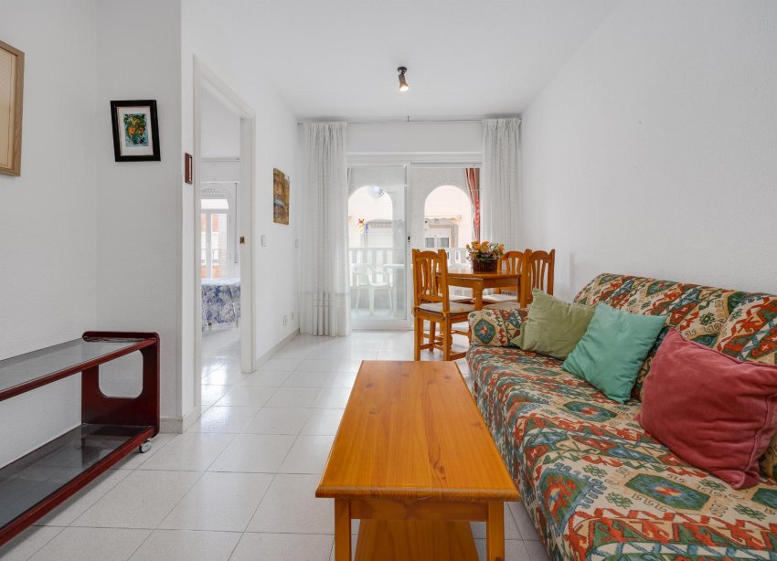 Resale - Apartment - Torrevieja - playa de los naufragos