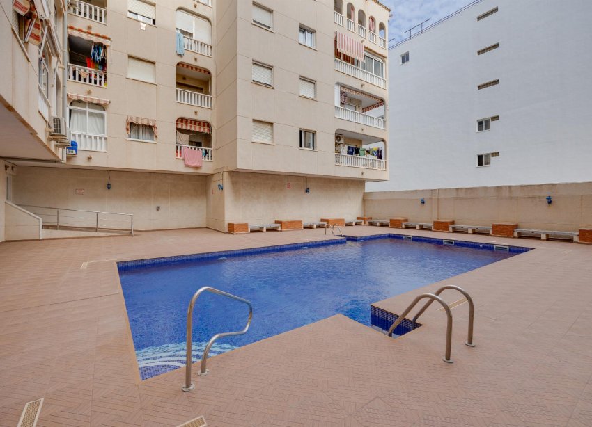 Resale - Apartment - Torrevieja - playa de los naufragos