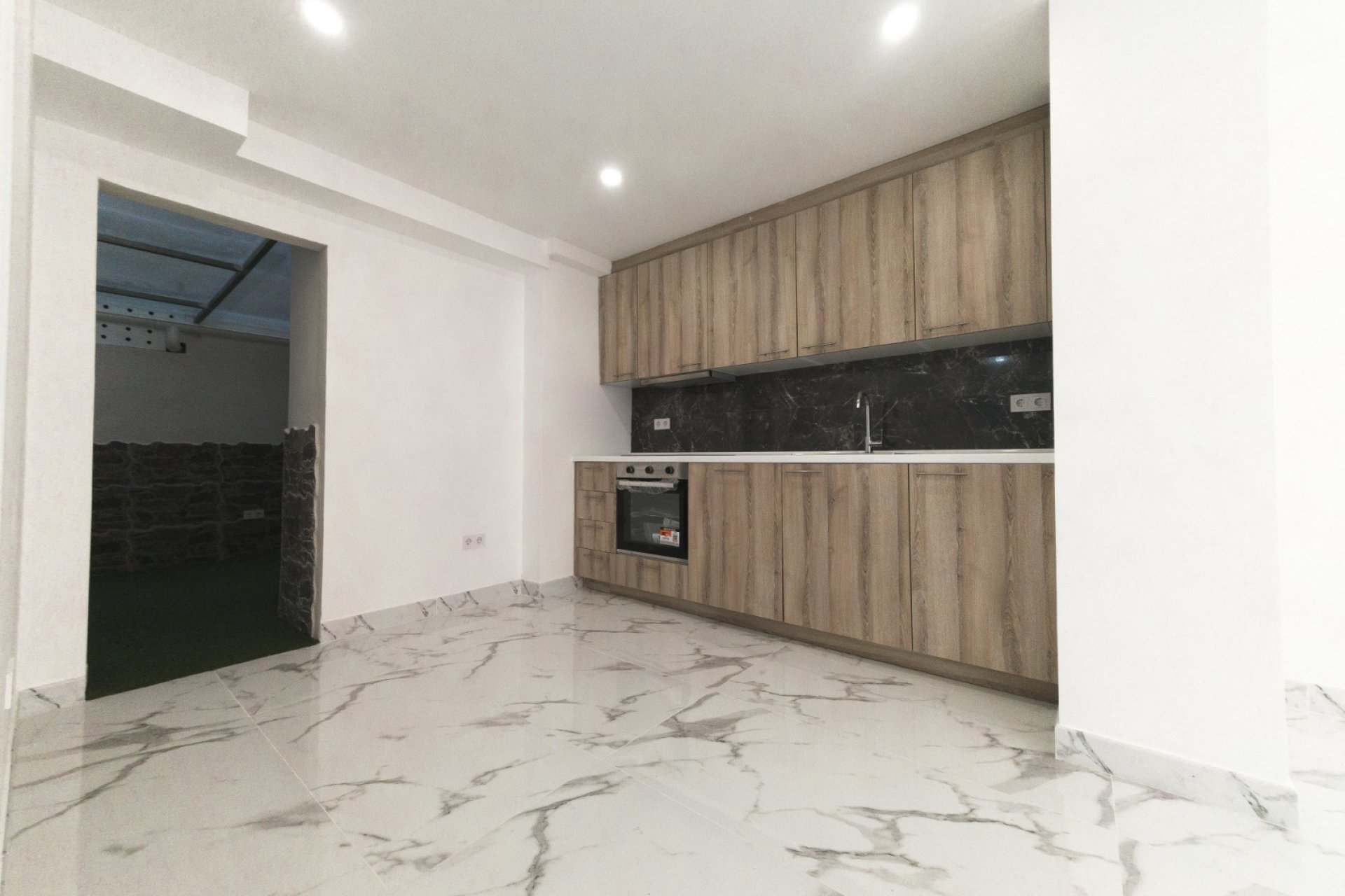 Resale - Apartment - Torrevieja - Playa de los Naufragos