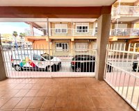 Resale - Apartment - Torrevieja - Playa de los Naufragos