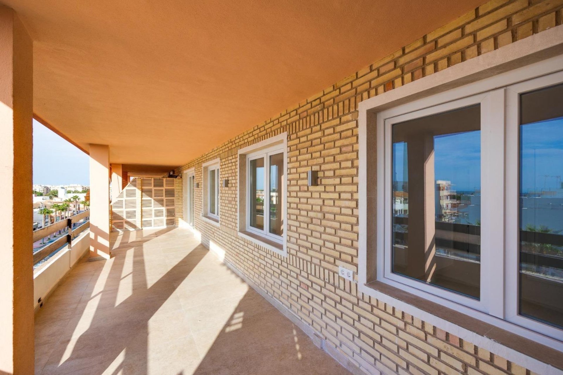 Resale - Apartment - Torrevieja - playa de los naufragos