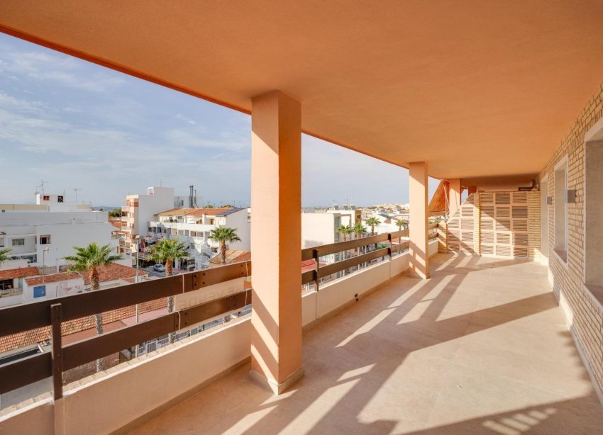 Resale - Apartment - Torrevieja - playa de los naufragos