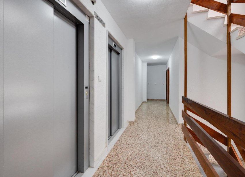 Resale - Apartment - Torrevieja - playa de los naufragos