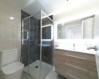 Resale - Apartment - Torrevieja - Playa de los Naufragos