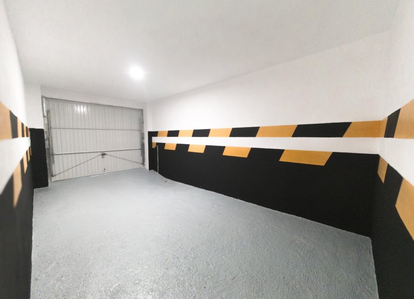 Resale - Apartment - Torrevieja - Playa de los Naufragos