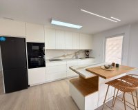 Resale - Apartment - Torrevieja - Playa de los Naufragos