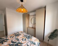 Resale - Apartment - Torrevieja - Playa de los Naufragos