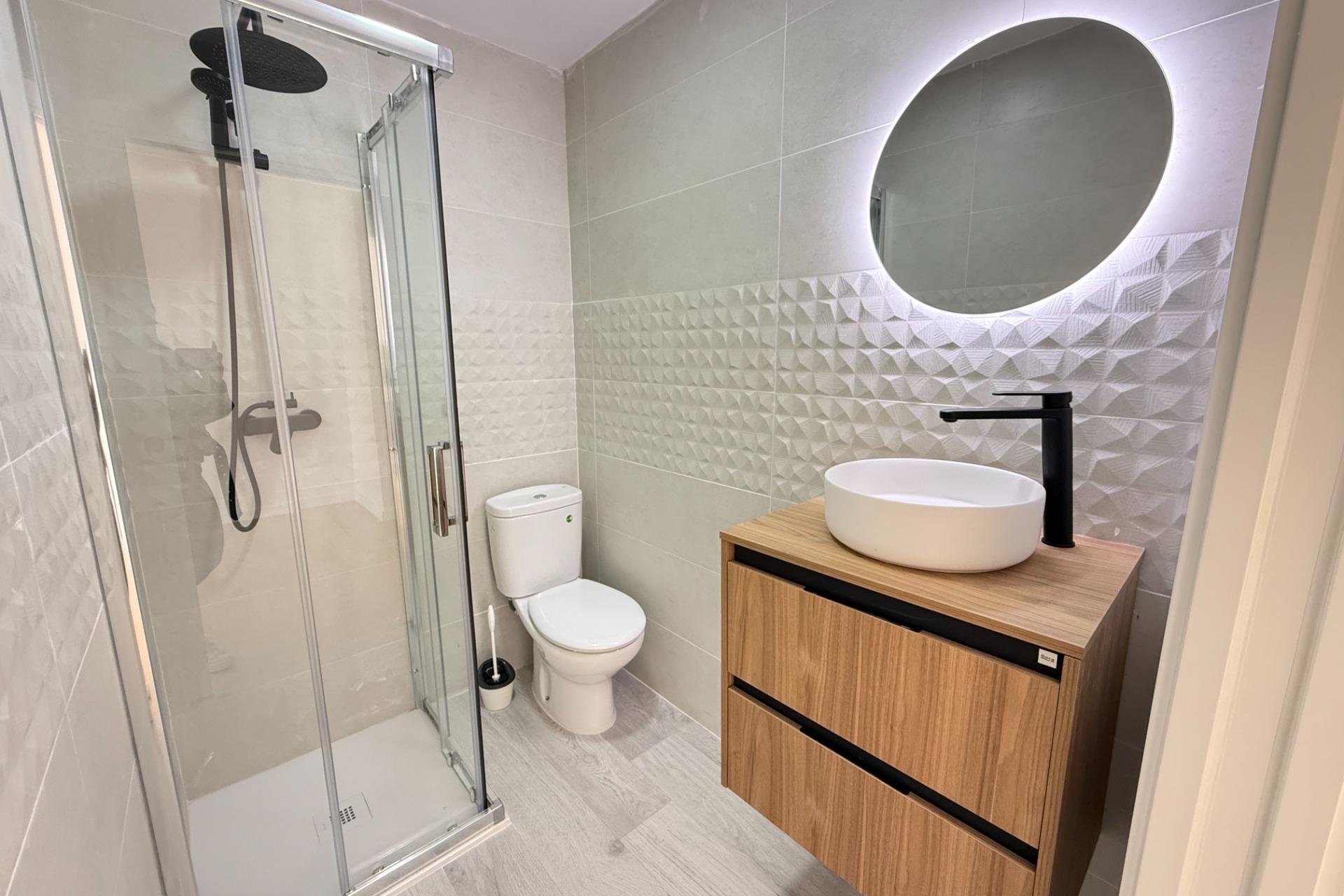 Resale - Apartment - Torrevieja - Playa de los Naufragos