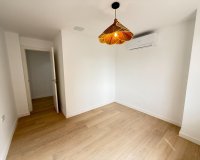 Resale - Apartment - Torrevieja - Playa de los Naufragos