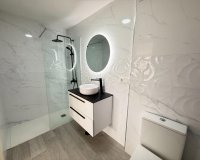 Resale - Apartment - Torrevieja - Playa de los Naufragos