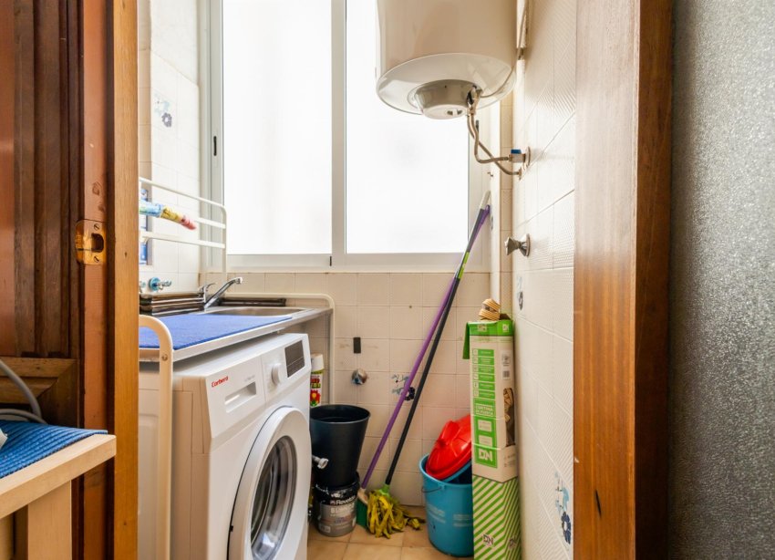 Resale - Apartment - Torrevieja - playa de los naufragos