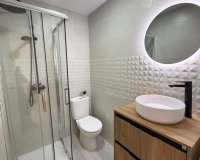 Resale - Apartment - Torrevieja - Playa de los Naufragos