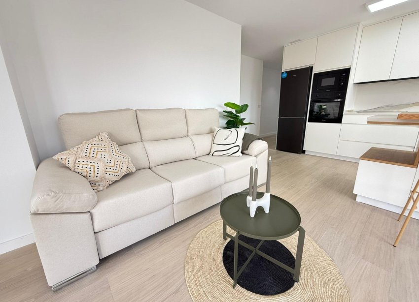 Resale - Apartment - Torrevieja - Playa de los Naufragos